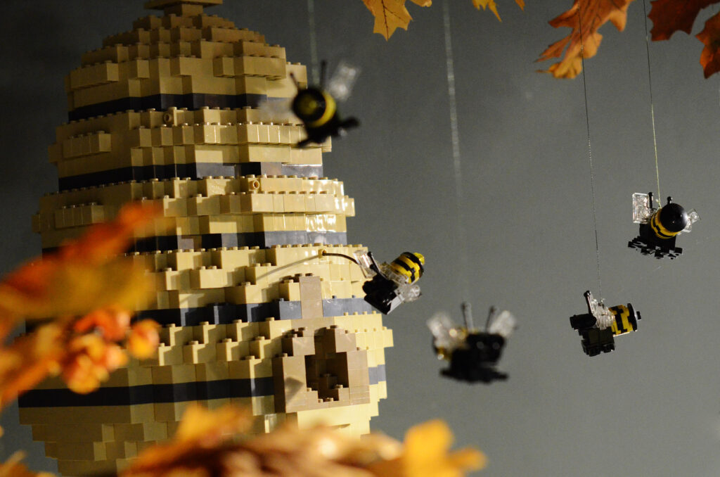 Bee Hive Lego | South Carolina Aquarium